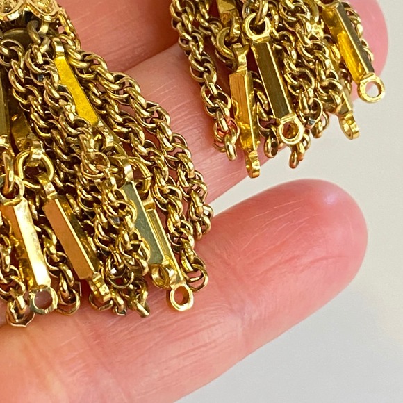 Monet Damita Gold Tone Tassel Clip On Earrings Vintage Filigree Drop 2 Inch - Picture 7 of 14